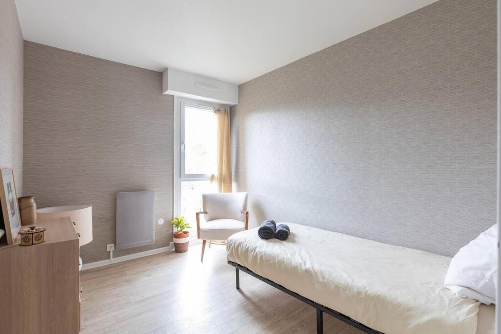 Appartement Spacieux/ Disneyland/Paris/Wifi/Bureau Champs-Sur-Marne Exteriér fotografie