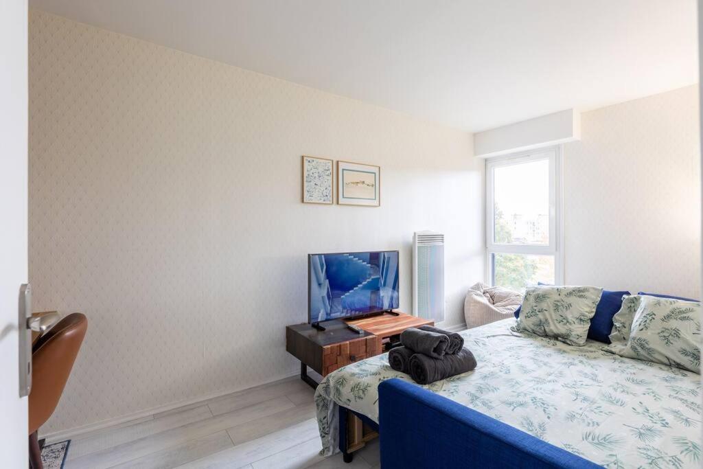 Appartement Spacieux/ Disneyland/Paris/Wifi/Bureau Champs-Sur-Marne Exteriér fotografie